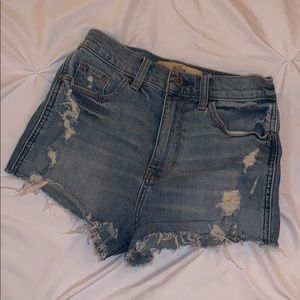 Hollister vintage high rise shorts